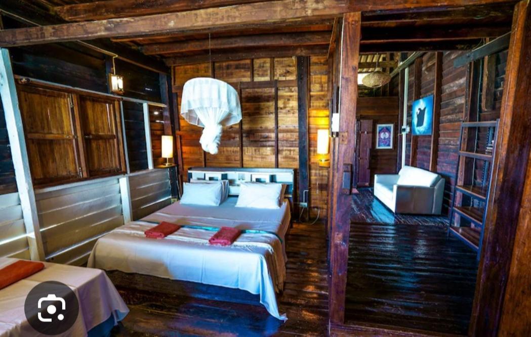 Tonmai Suite II Ko Por Luaran gambar